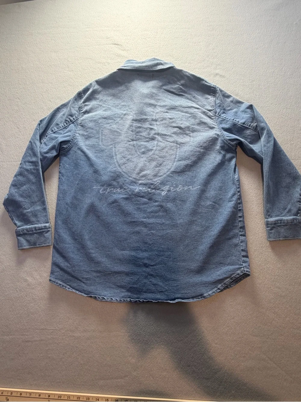 True Religion Men’s Medium Blue Denim Shirt Horseshoe Back